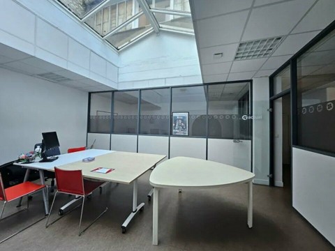Vente Local commercial/ bureaux de 118 m2 en centre-ville du Havre en France
