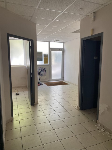 Vente Local commercial de 69 m2 à Clichy (92110)