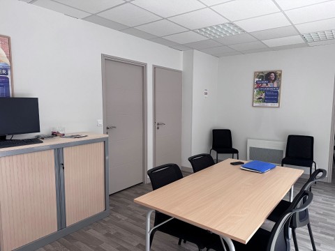 Vente Local commercial de 40 m2 dans le centre ville de Dinan (22100)