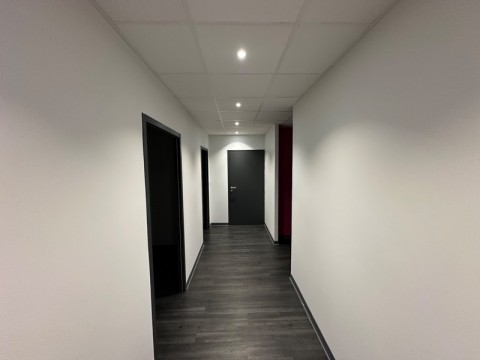 Vente Local d'activité / Entrepôt, 2637 m2 dans l' Ain (01)