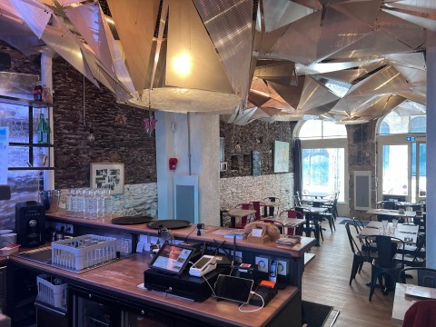 Vente Restaurant, Distribution automatique 30 couverts avec terrasse dans une zone touristique, à Nantes (44000) en France