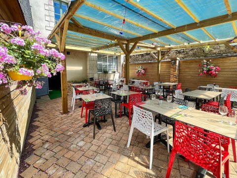 Vente Restaurant licence IV 110 couverts avec terrasse en plein centre ville Dinan (22100)