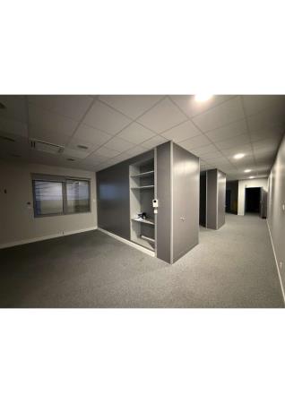 Vente Bureaux / Locaux professionnels, 249 m2 à Montfavet (84140)