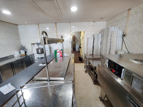 Vente Pizzeria - livraison et vente à emporter à Narbonne (11100)