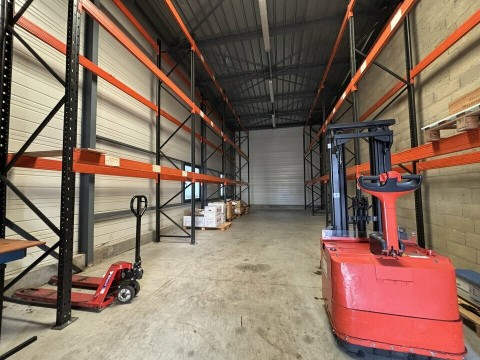 Vente Local d'activité de 90 m2 à Barjouville (28630)