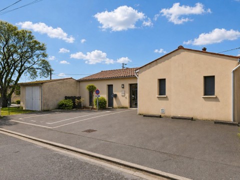 Vente Cabinet dentaire de 97 m2 à Cognac sur un axe passant (16100)
