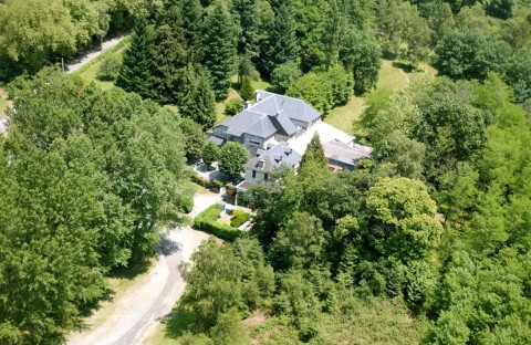 Vente Bureaux / Locaux professionnels, 963 m2 à Lourdes (65100) en France