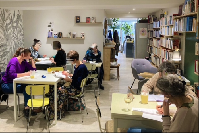 Vente Café littéraire en plein centre ville d'Orléans (45000)