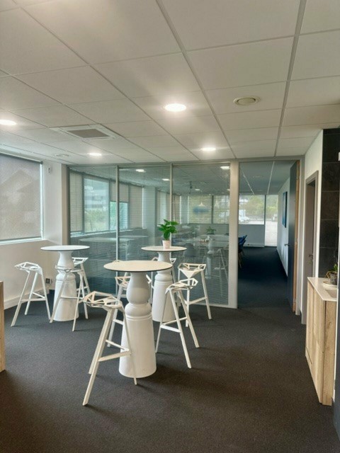 Vente Bureaux / Locaux professionnels, 357 m2 à Albertville (73200) en France