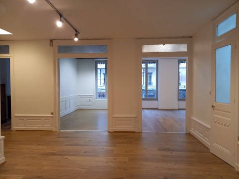 Vente Bureaux / Locaux professionnels, 120 m2 à Lyon 6ème (69006) en France