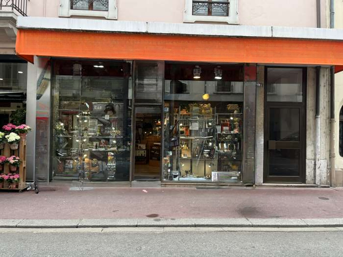Vente Coutellerie entre lac et montagnes, à Annecy (74000)