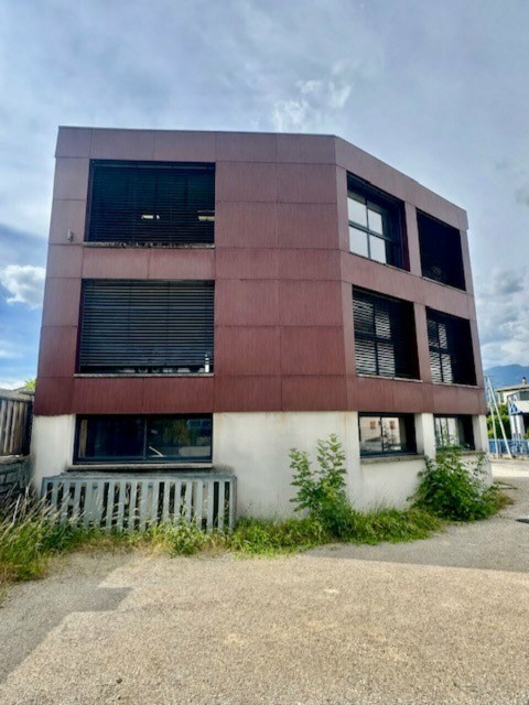 Vente Bureaux / Locaux professionnels, 260 m2 à Chambéry (73000)