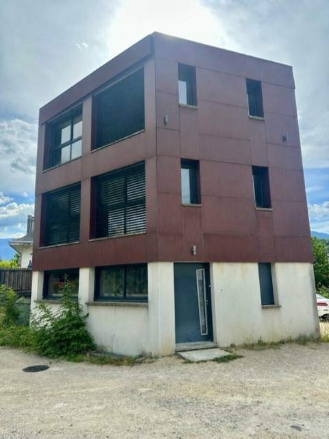 Vente Bureaux / Locaux professionnels, 260 m2 à Chambéry (73000)