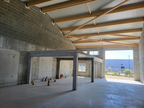 Vente Cellules d'activités de 510 m2 à Saint-Hilaire-de-Chaléons (44680)