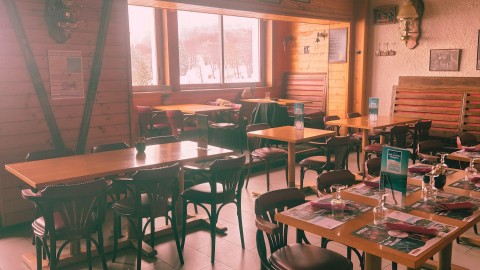 Vente Restauration traditionnelle, glaces, crêpes, gaufres de 90 couverts avec terrasse dans une station de ski, à Besse-et-Saint-Anastaise (63610)