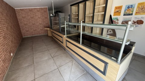 Vente Boulangerie de 90 m2 à Calais (62100)