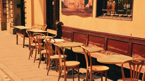 Vente Bar, Restaurant, Sandwicherie / Snack 60 couverts avec terrasse dans un village dynamique proche de Vic-le-Comte (63270)