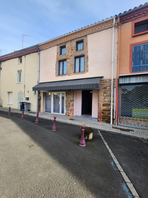 Vente Immeuble mixte de 210 m2 en centre-ville de Brassac-les-Mines  (63570) en France