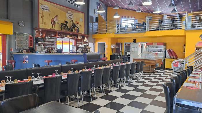 Vente Bar, Restaurant licence IV 160 couverts avec terrasse dans une zone d'activité de La Séguinière (49280)