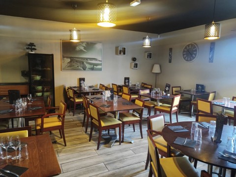 Vente Pizzeria - restaurant ouvrier de 91 couverts avec terrasse à Camaret-sur-Mer (29570) en France