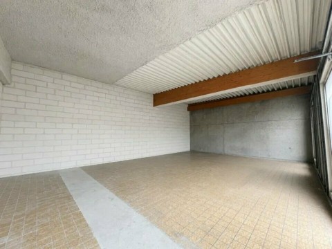 Vente Cellule commerciale de 100 m2 à Harfleur (76700) en France