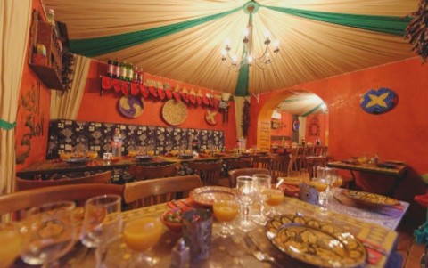 Vente Restaurant 54 couverts avec terrasse dans une zone fréquentée, à Paris (75015) en France