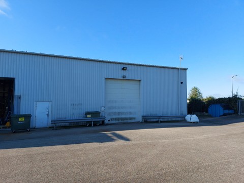 Vente Local d'activité de 400 m2 à Alençon (61000)