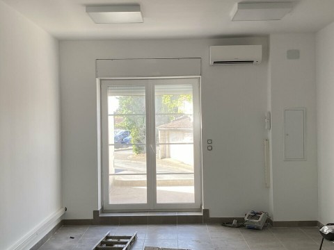 Vente Bureaux / Locaux professionnels, 50 m2 à Saint-Paul-lès-Dax (40990)