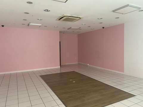 Vente Local commercial de 73 m2 idéal pour une activité de services, médicales en plein centre ville de Colomiers (31770)