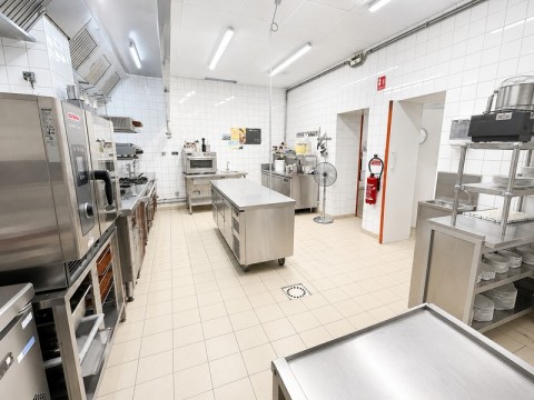 Vente Restaurant 70 couverts avec terrasse en plein centre ville du Creusot (71200)