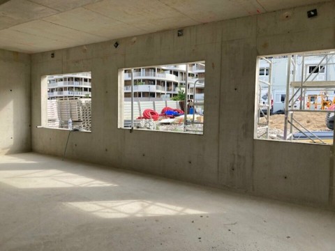 Vente Local commercial de 2130 pi2 avec extraction à Noisy-le-Grand (93160) en France