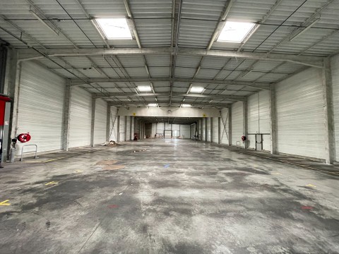 Vente Ensemble industriel de 6 653 m2 à Ambrières-les-Vallées (53300)