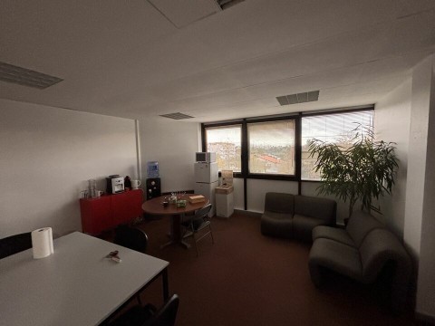 Vente Bureaux / Locaux professionnels, 280 m2 à Pau (64000)