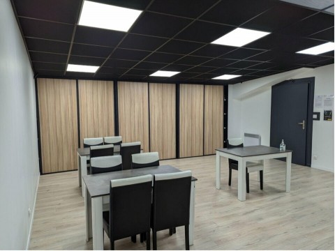 Vente Bureau meublé de 30 m2 dans une zone fréquentée, à Nantes (44000)