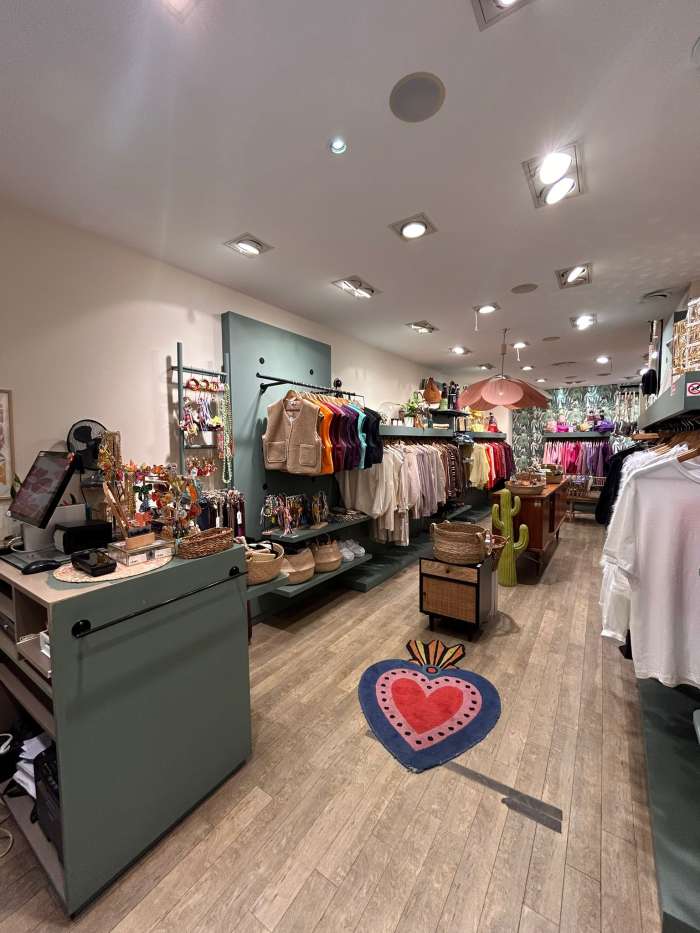 Vente Local commercial idéal pour Prêt-à-porter, Décoration, Accessoire, 120 m2 dans une rue commerçante et fréquentée, à Saint-Malo (35400)