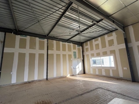 Vente Local d'activité / Entrepôt, 50 m2 à Douvres-la-Délivrande (14440)