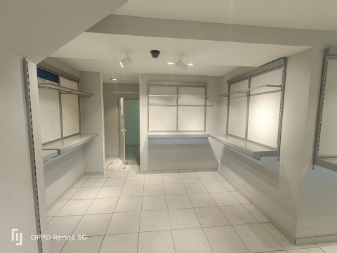 Vente Local commercial de 115 m2 dans une rue piétonne, à Saumur (49400)