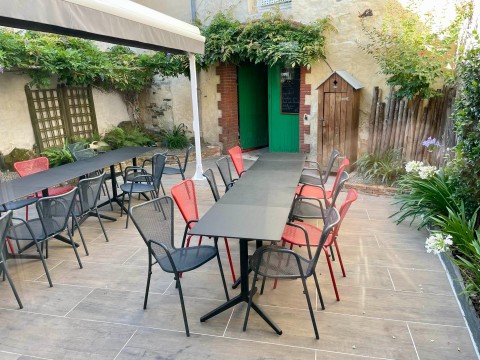 Vente Restaurant, Crêperie 30 couverts à Le Loroux-Bottereau dans une rue passante du centre-ville (44430) en France