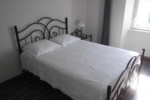 Vente Hôtel restaurant de 8 chambres avec terrasse à la montagne, à Pont-de-Larn (81660)