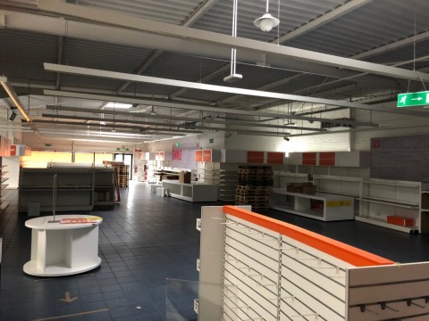 Vente Local commercial de 500 m2 sur un emplacement N°1, à Portet-sur-Garonne (31120)