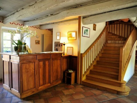 Vente Bar, Hôtel restaurant 3* de 8 chambres avec terrasse au Puy-en-Velay (43000)