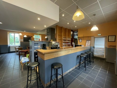 Vente Bar, Restaurant 80 couverts avec terrasse proche de Clermont-Ferrand (63000)