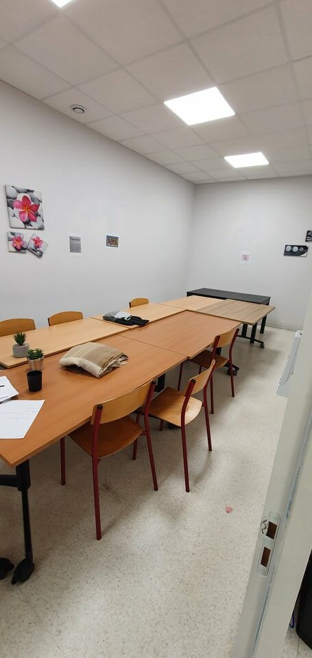 Vente Local commercial de 130 m2 pour plusieurs activités proche de Tassin-la-Demi-Lune (69160)
