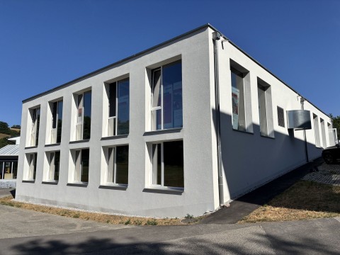 Vente Bureaux / Locaux professionnels de 335 m2 à Moudon en Suisse