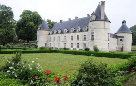 Vente Hôtel restaurant 2* de 9 chambres avec terrasse proche de Semur-en-Auxois (21140)