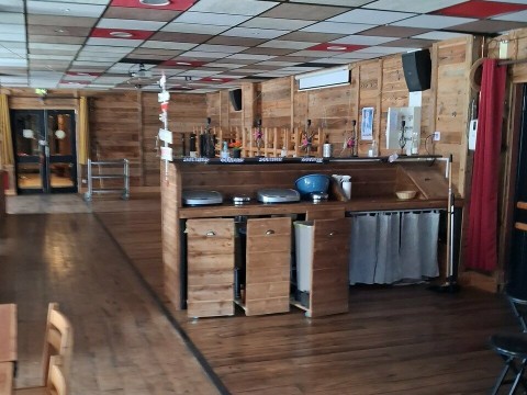 Vente Village vacances, 1648 m2 proche de Grenoble (38000)