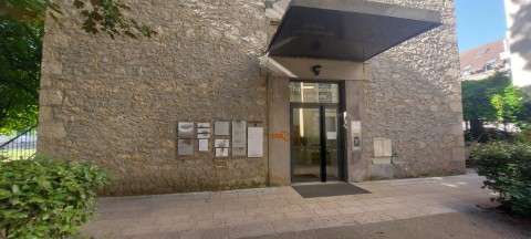 Vente Bureaux / Locaux professionnels, 42 m2 dans une zone fréquentée, à Grenoble (38000)