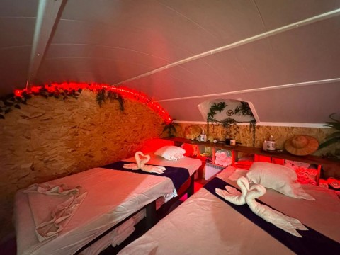 Vente Salon de coiffure, Relaxation / Massage, Centre de bronzage / SPA, Esthétique / salon de beauté, 37 m2 à Paris (75018)