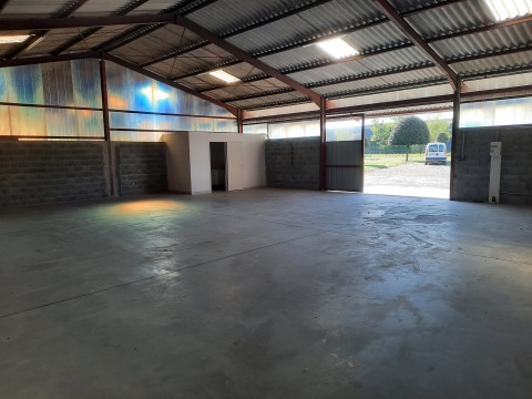 Vente Entrepôt - local artisanal de 190 m2 à Terssac (81150)