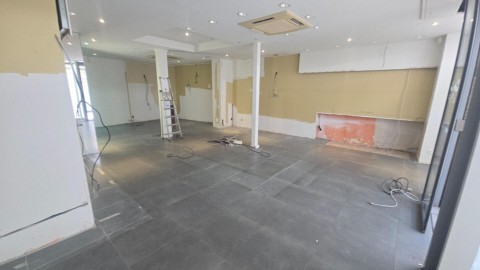 Vente Local commercial de 67 m2 en centre ville de Dreux (28100)